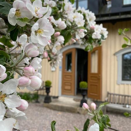 Runnvikens Pensionat Tystberga Eksteriør billede