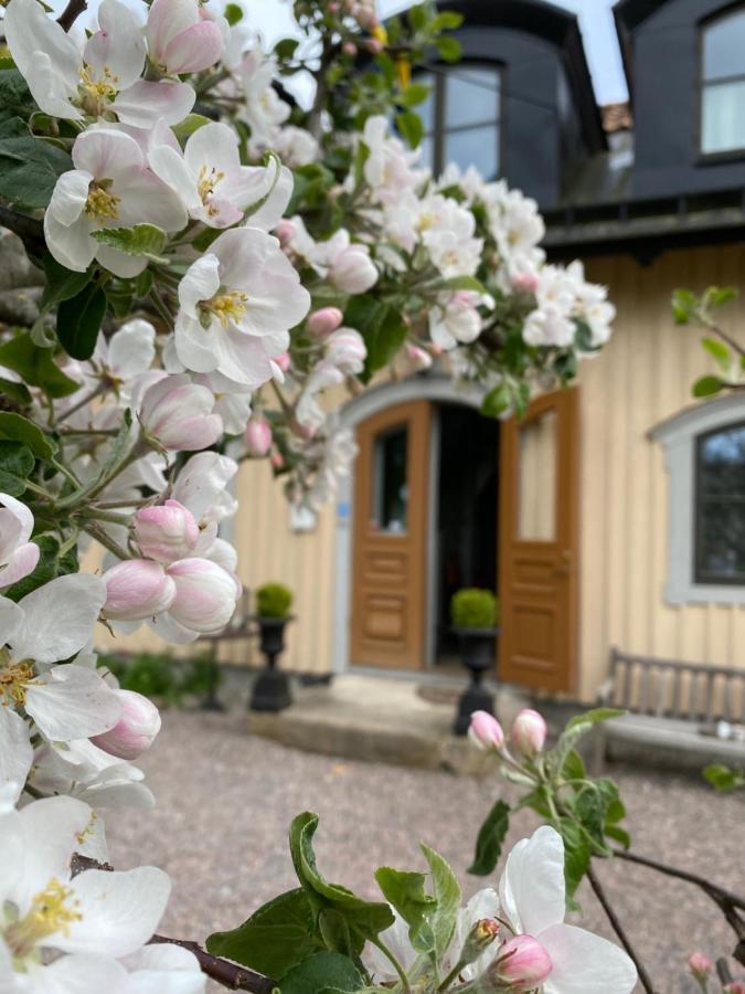 Runnvikens Pensionat Tystberga Eksteriør billede
